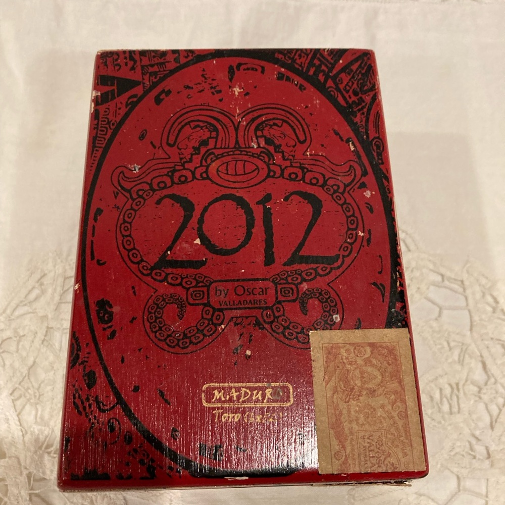 Unique Wooden Cigar Box (Empty)